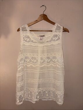 Forever 21 Cream Crochet Lace Top